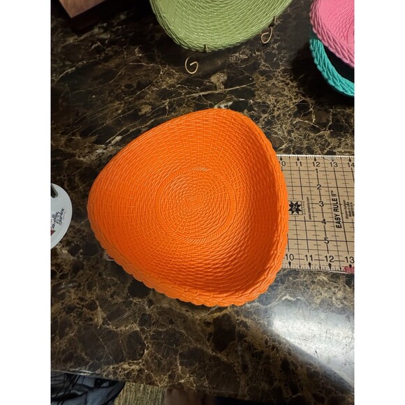 Vintage Plastic Weave Picnic Plates Lot Of 4 By Recline - Picture 8 of 9